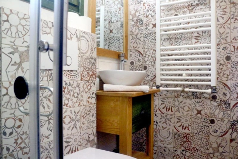 Barajul Zetea Cazare | Cabană (K0619-10) Imaginea poate fi supusă drepturilor de autor. Se recomandă contactarea titularului drepturilor.