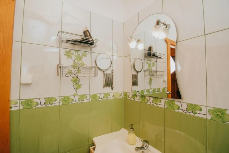 Barajul Zetea Cazare | Cabană (K0619-37) Imaginea poate fi supusă drepturilor de autor. Se recomandă contactarea titularului drepturilor.