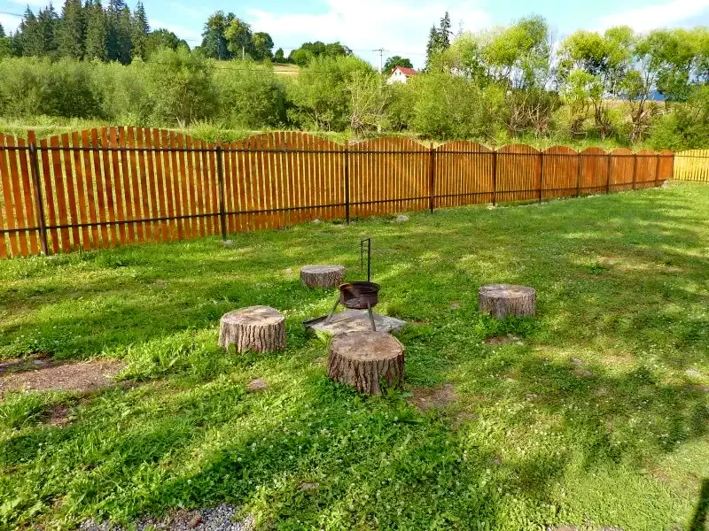 Barajul Zetea Cazare | Sat de vacanță (K0743-31) Imaginea poate fi supusă drepturilor de autor. Se recomandă contactarea titularului drepturilor.