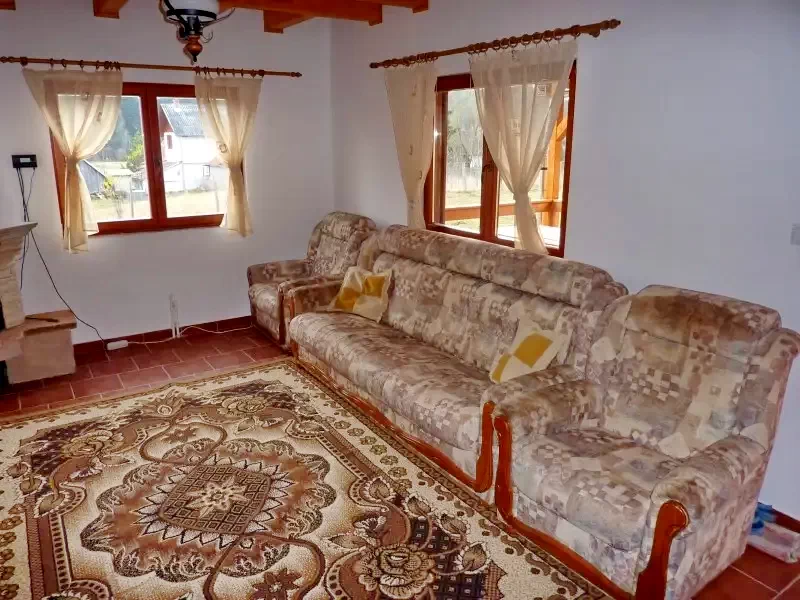 Barajul Zetea Cazare | Sat de vacanță (K0783-5) Imaginea poate fi supusă drepturilor de autor. Se recomandă contactarea titularului drepturilor.