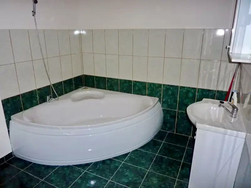 Barajul Zetea Cazare | Sat de vacanță (K0783-12) Imaginea poate fi supusă drepturilor de autor. Se recomandă contactarea titularului drepturilor.