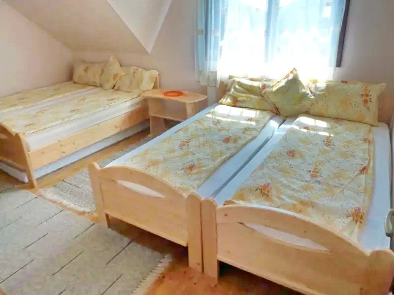 Zetelaki Víztározó Szállás | Kulcsosház (K0786-25) A kép szerzői jogvédelem alatt állhat. Javasolt a kapcsolatfelvétel a jog tulajdonossal.