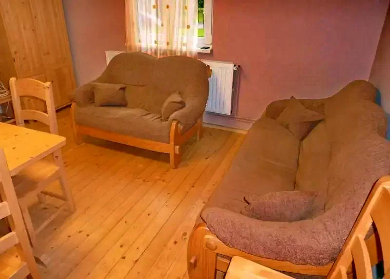 Barajul Zetea Cazare | Sat de vacanță (K1166-24) Imaginea poate fi supusă drepturilor de autor. Se recomandă contactarea titularului drepturilor.