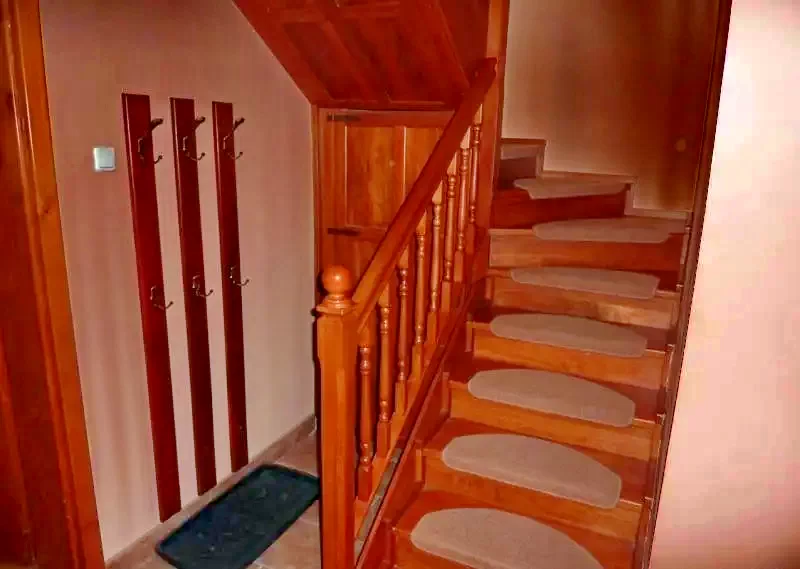 Barajul Zetea Cazare | Sat de vacanță (K1166-31) Imaginea poate fi supusă drepturilor de autor. Se recomandă contactarea titularului drepturilor.