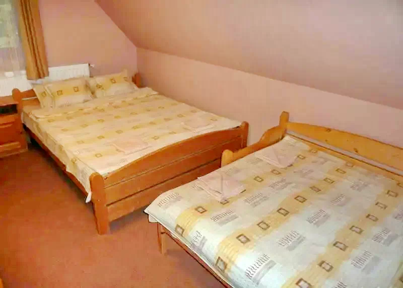 Barajul Zetea Cazare | Sat de vacanță (K1166-36) Imaginea poate fi supusă drepturilor de autor. Se recomandă contactarea titularului drepturilor.