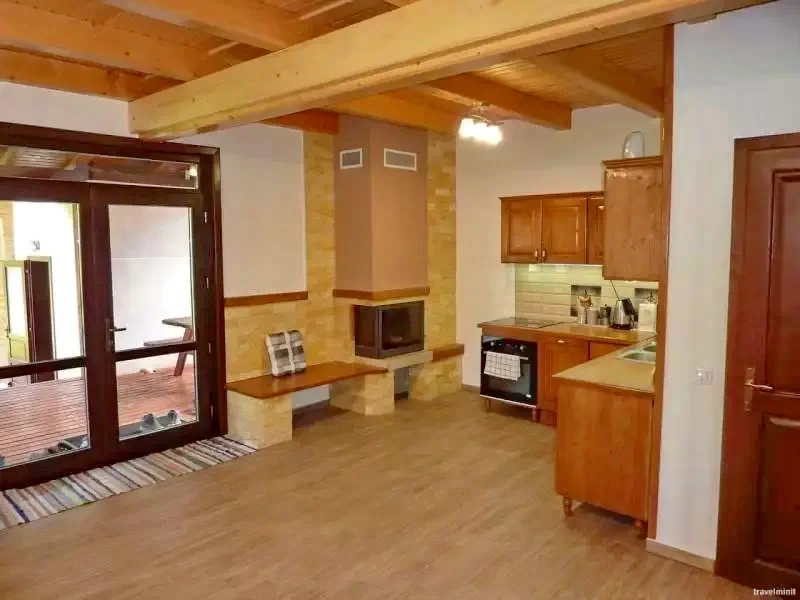 Barajul Zetea Cazare | Sat de vacanță (K1167-35) Imaginea poate fi supusă drepturilor de autor. Se recomandă contactarea titularului drepturilor.