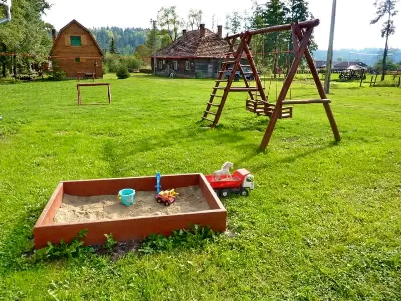 Barajul Zetea Cazare | Sat de vacanță (K1170-5) Imaginea poate fi supusă drepturilor de autor. Se recomandă contactarea titularului drepturilor.