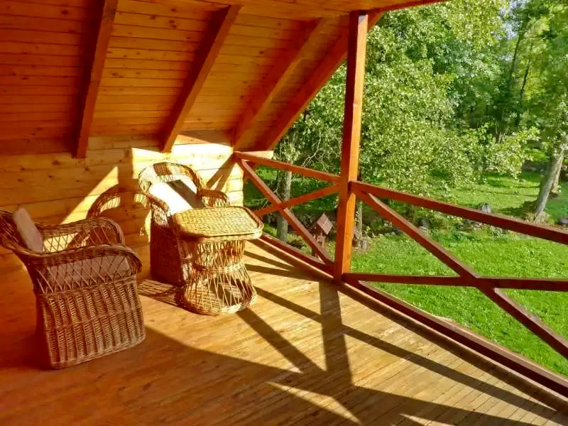 Barajul Zetea Cazare | Cabană (K1170-17) Imaginea poate fi supusă drepturilor de autor. Se recomandă contactarea titularului drepturilor.