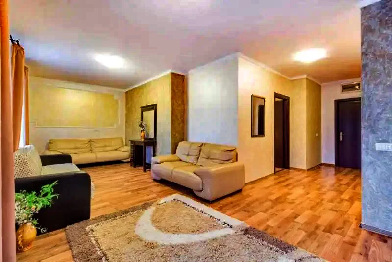 Bran Cazare | Motel (K1361-7) Imaginea poate fi supusă drepturilor de autor. Se recomandă contactarea titularului drepturilor.