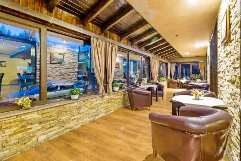 Bran Cazare | Motel (K1361-37) Imaginea poate fi supusă drepturilor de autor. Se recomandă contactarea titularului drepturilor.