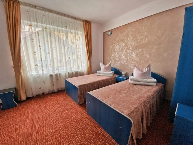 Piatra Neamț Cazare | Pensiune turistică (K1574-48) Imaginea poate fi supusă drepturilor de autor. Se recomandă contactarea titularului drepturilor.