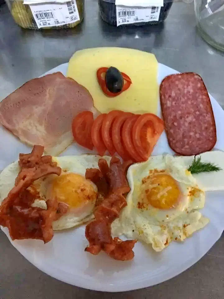 Oradea Cazare | Motel (K0955-8) Imaginea poate fi supusă drepturilor de autor. Se recomandă contactarea titularului drepturilor.