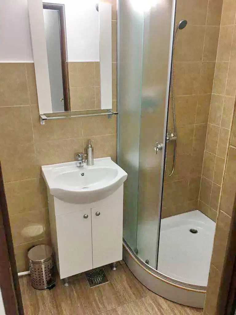 Nagyvárad Szállás | Motel (K0955-28) A kép szerzői jogvédelem alatt állhat. Javasolt a kapcsolatfelvétel a jog tulajdonossal.