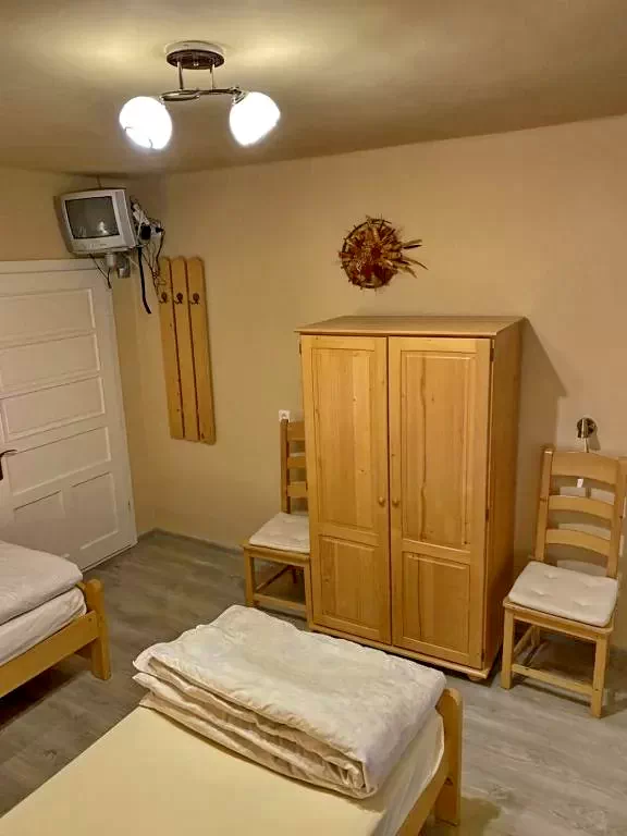 Farkaslaka Szállás | Panzió (K0359-29) A kép szerzői jogvédelem alatt állhat. Javasolt a kapcsolatfelvétel a jog tulajdonossal. Farkaslaka Szállás | Panzió (K0359-29) A kép szerzői jogvédelem alatt állhat. Javasolt a kapcsolatfelvétel a jog tulajdonossal.