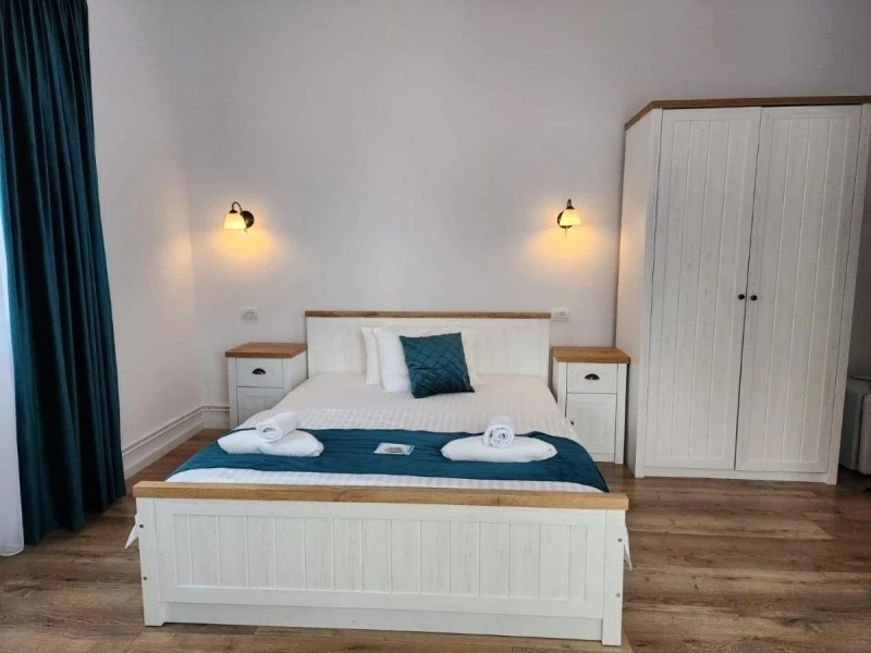 Orșova Cazare | Motel (K1558-7) Imaginea poate fi supusă drepturilor de autor. Se recomandă contactarea titularului drepturilor.