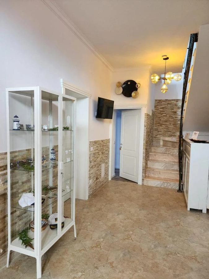 Orșova Cazare | Motel (K1558-21) Imaginea poate fi supusă drepturilor de autor. Se recomandă contactarea titularului drepturilor.