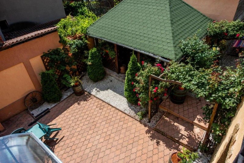 Orșova Cazare | Motel (K1558-35) Imaginea poate fi supusă drepturilor de autor. Se recomandă contactarea titularului drepturilor.