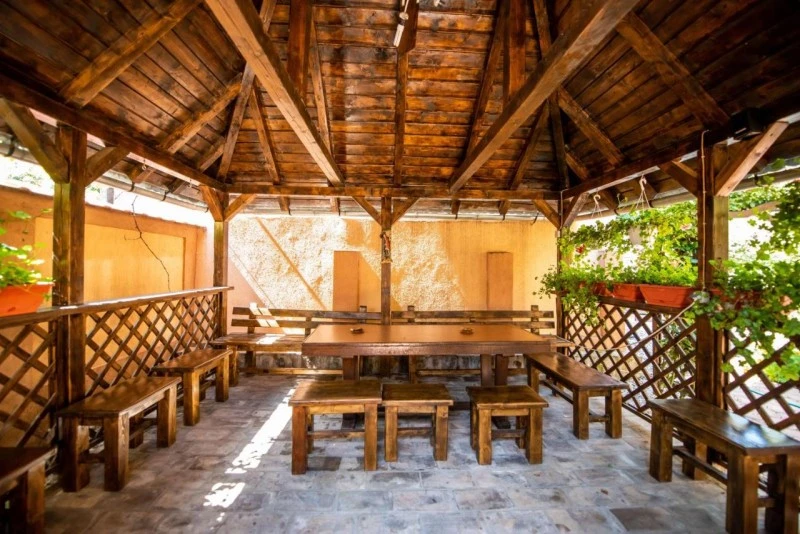 Orșova Cazare | Motel (K1558-37) Imaginea poate fi supusă drepturilor de autor. Se recomandă contactarea titularului drepturilor.