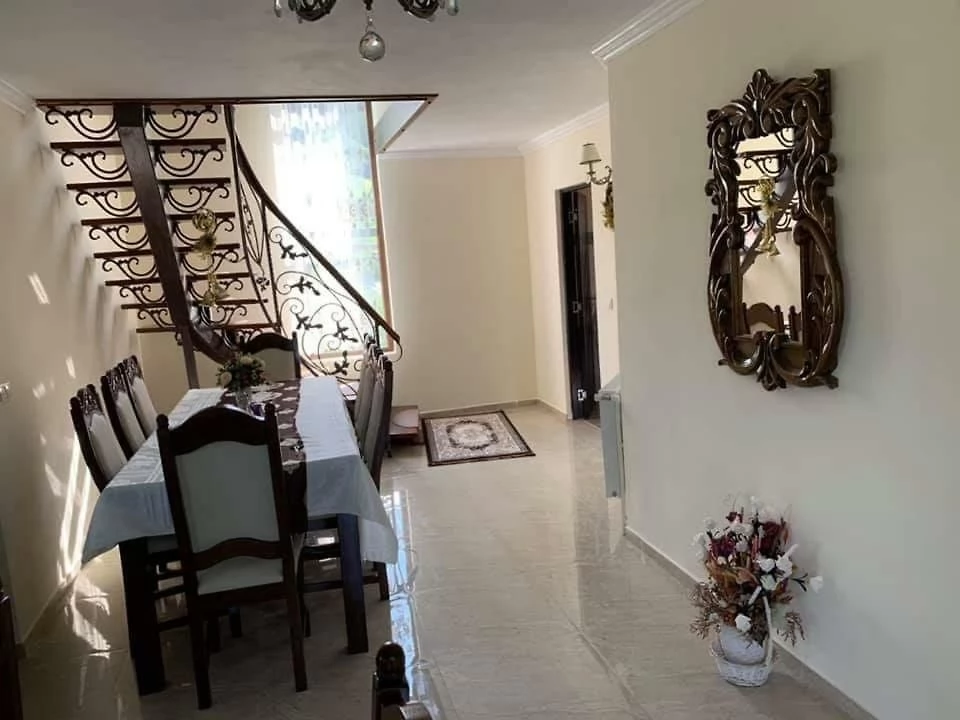 Rodna Cazare | Motel (K1256-11) Imaginea poate fi supusă drepturilor de autor. Se recomandă contactarea titularului drepturilor.