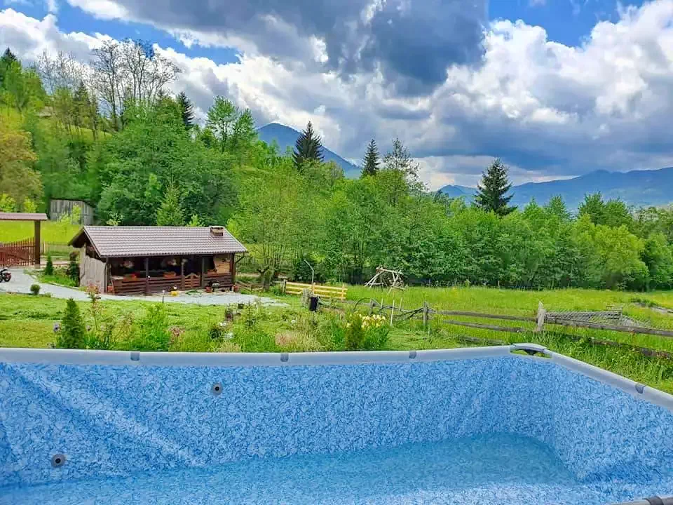 Óradna Szállás | Motel (K1256-22) A kép szerzői jogvédelem alatt állhat. Javasolt a kapcsolatfelvétel a jog tulajdonossal.