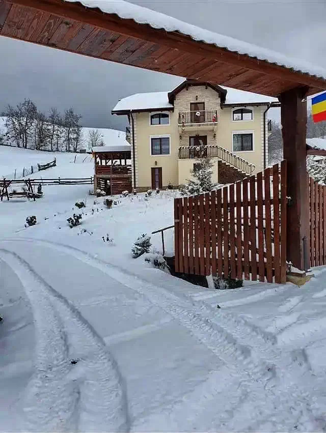 Óradna Szállás | Motel (K1256-29) A kép szerzői jogvédelem alatt állhat. Javasolt a kapcsolatfelvétel a jog tulajdonossal.