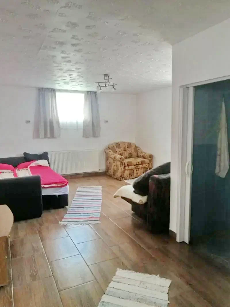 Vlăhița Cazare | Motel (K0191-8) Imaginea poate fi supusă drepturilor de autor. Se recomandă contactarea titularului drepturilor.