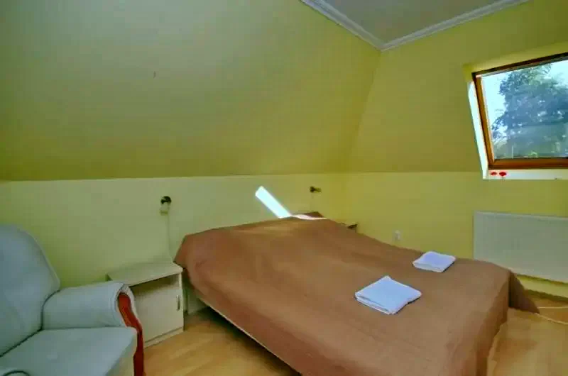 Gyula Szállás | Üdülőfalu (K0009-28) A kép szerzői jogvédelem alatt állhat. Javasolt a kapcsolatfelvétel a jog tulajdonossal.