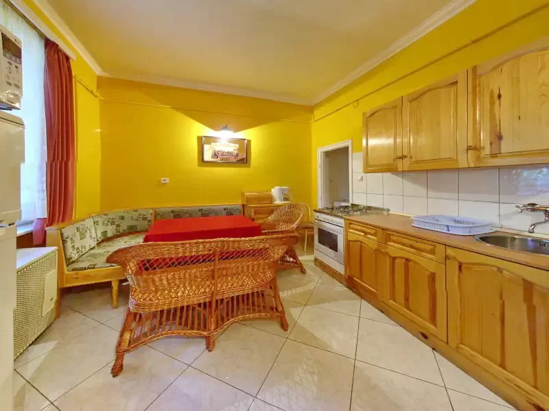 Jula Cazare | Hotel**** (K0085-4) Imaginea poate fi supusă drepturilor de autor. Se recomandă contactarea titularului drepturilor.