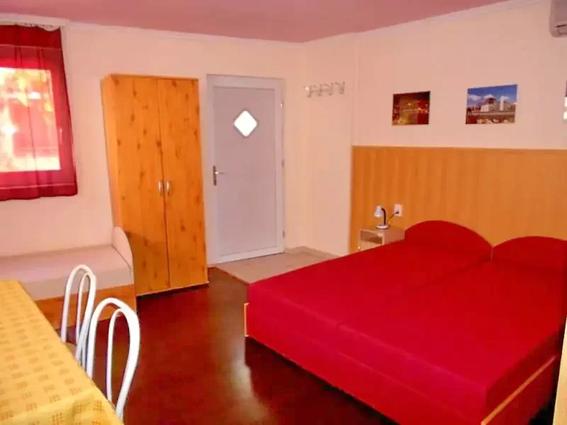 Jula Cazare | Hotel**** (K0085-19) Imaginea poate fi supusă drepturilor de autor. Se recomandă contactarea titularului drepturilor.