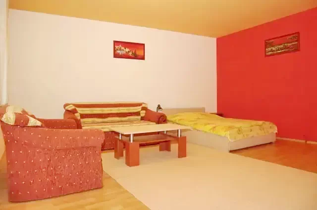 Jula Cazare | Hotel**** (K0085-23) Imaginea poate fi supusă drepturilor de autor. Se recomandă contactarea titularului drepturilor.