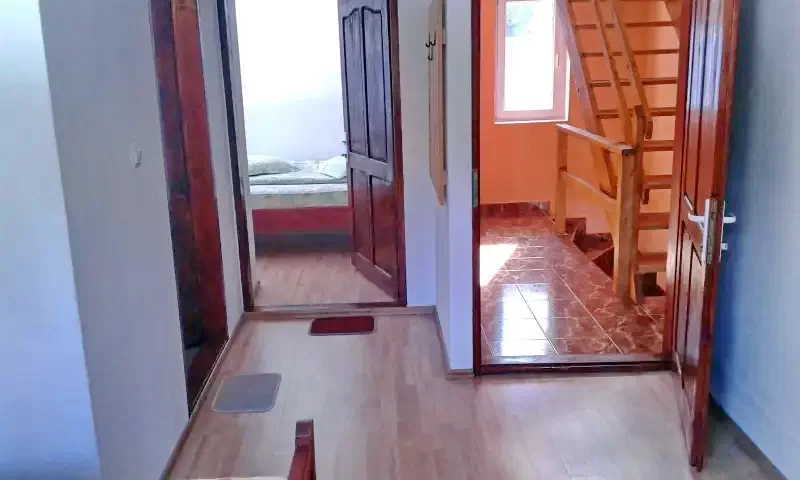 Arieșeni Cazare | Sat de vacanță (K0735-14) Imaginea poate fi supusă drepturilor de autor. Se recomandă contactarea titularului drepturilor.