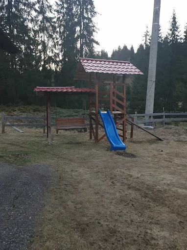 Arieșeni Cazare | Sat de vacanță (K0735-32) Imaginea poate fi supusă drepturilor de autor. Se recomandă contactarea titularului drepturilor.