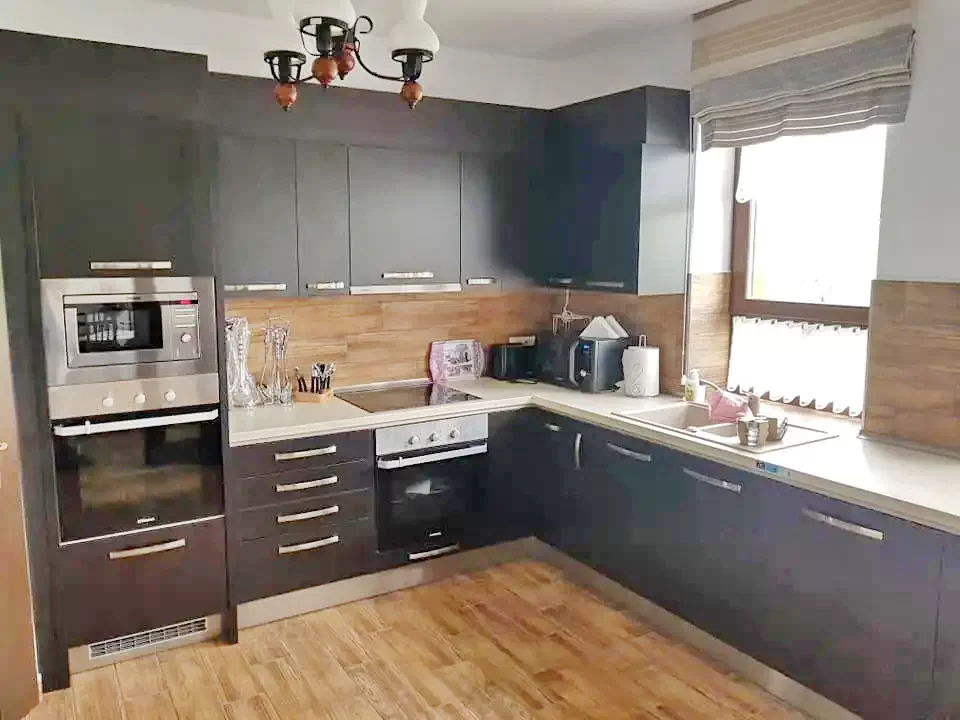 Rugănești Cazare | Motel (K1261-2) Imaginea poate fi supusă drepturilor de autor. Se recomandă contactarea titularului drepturilor.