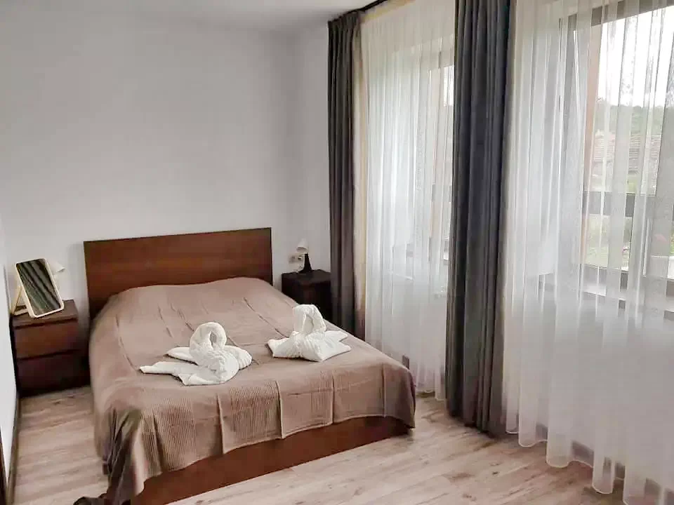 Rugănești Cazare | Motel (K1261-17) Imaginea poate fi supusă drepturilor de autor. Se recomandă contactarea titularului drepturilor.