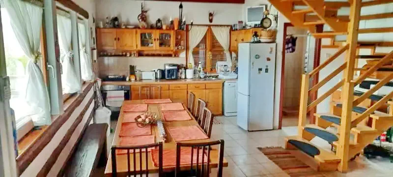 Bözödújfalu Szállás | Kulcsosház / Turisztikai faház (K0648-1) A kép szerzői jogvédelem alatt állhat. Javasolt a kapcsolatfelvétel a jog tulajdonossal.