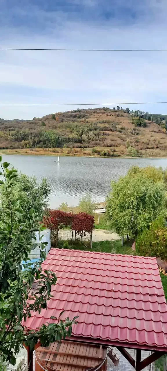 Bezidu Nou Cazare | Cabană (K0648-18) Imaginea poate fi supusă drepturilor de autor. Se recomandă contactarea titularului drepturilor. Bezidu Nou Cazare | Cabană (K0648-18) Imaginea poate fi supusă drepturilor de autor. Se recomandă contactarea titularului drepturilor.