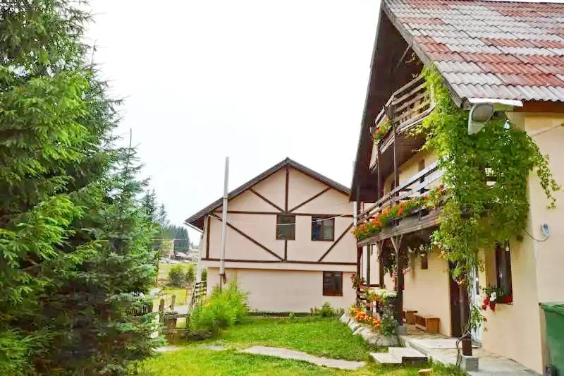 Arieșeni Cazare | Sat de vacanță (K0342-13) Imaginea poate fi supusă drepturilor de autor. Se recomandă contactarea titularului drepturilor.