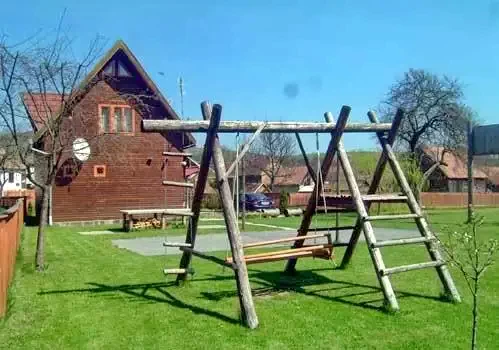 Hoghia Cazare | Sat de vacanță (K0436-48) Imaginea poate fi supusă drepturilor de autor. Se recomandă contactarea titularului drepturilor.