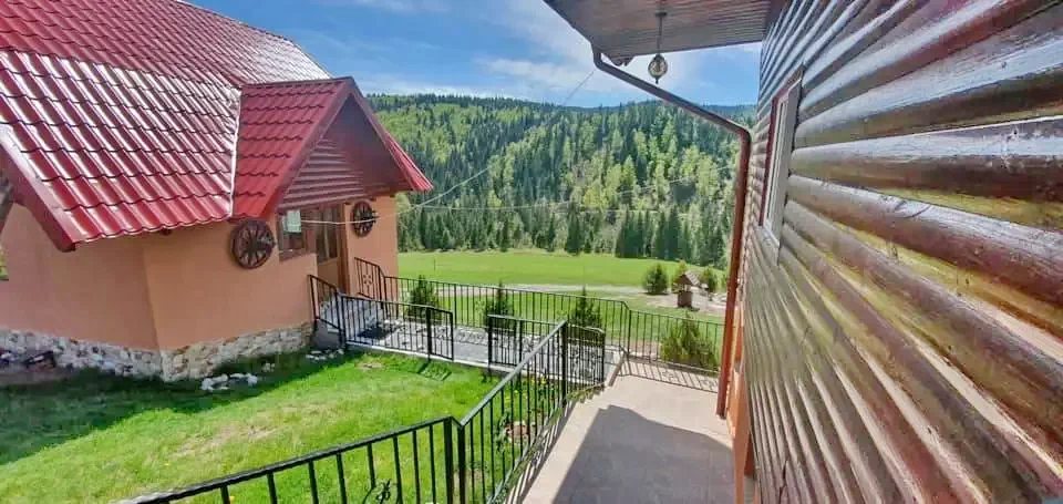 Arieșeni Cazare | Sat de vacanță (K1127-37) Imaginea poate fi supusă drepturilor de autor. Se recomandă contactarea titularului drepturilor.