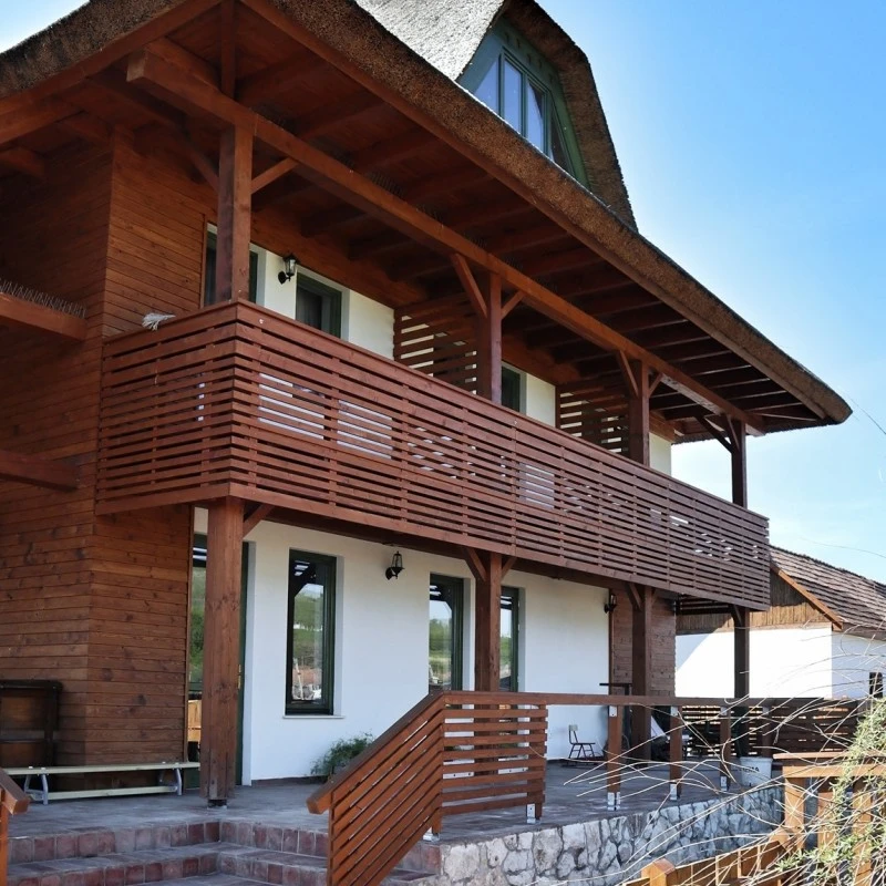 Sic Cazare | Motel (K1538-1) Imaginea poate fi supusă drepturilor de autor. Se recomandă contactarea titularului drepturilor.