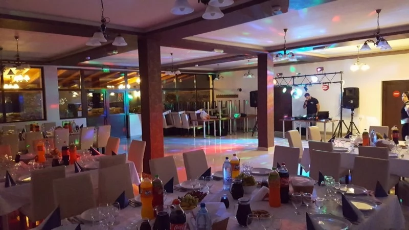 Ocna Sibiului Cazare | Motel (K1478-2) Imaginea poate fi supusă drepturilor de autor. Se recomandă contactarea titularului drepturilor.