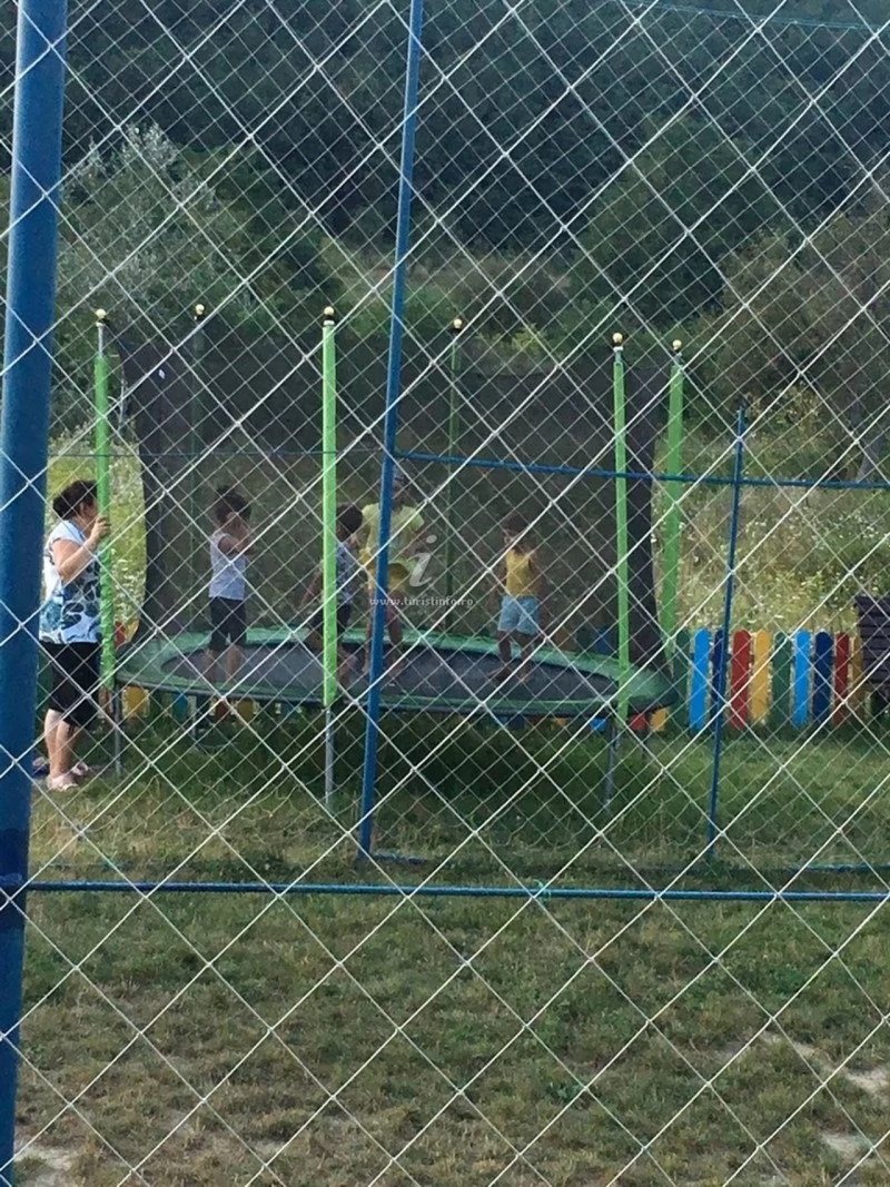 Vízakna Szállás | Motel (K1478-63) A kép szerzői jogvédelem alatt állhat. Javasolt a kapcsolatfelvétel a jog tulajdonossal.