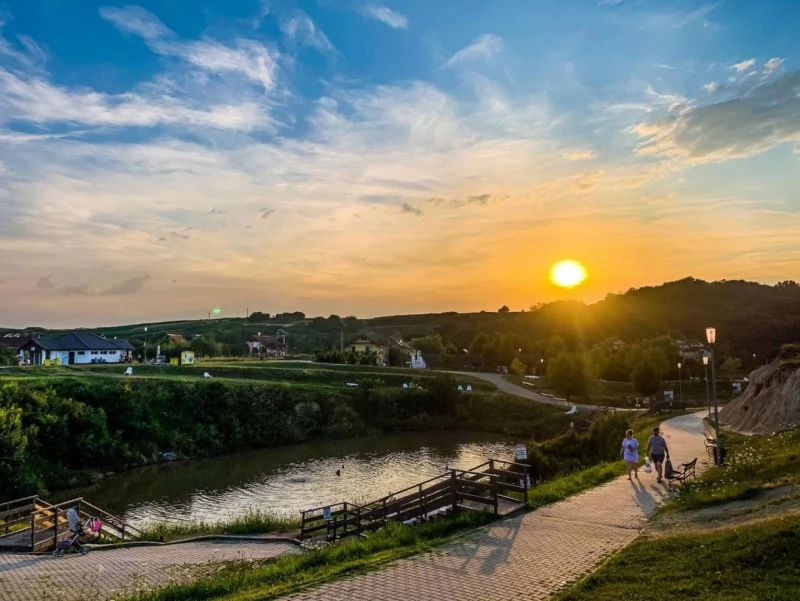 Vízakna Szállás | Motel (K1478-66) A kép szerzői jogvédelem alatt állhat. Javasolt a kapcsolatfelvétel a jog tulajdonossal.