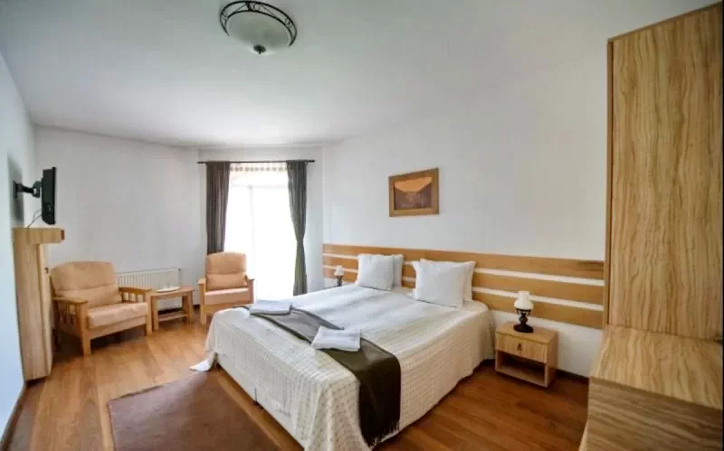 Cătrușa Cazare | Motel (K0482-5) Imaginea poate fi supusă drepturilor de autor. Se recomandă contactarea titularului drepturilor.