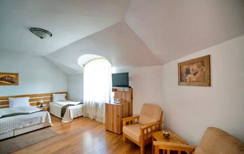 Katrosa Szállás | Motel (K0482-24) A kép szerzői jogvédelem alatt állhat. Javasolt a kapcsolatfelvétel a jog tulajdonossal.