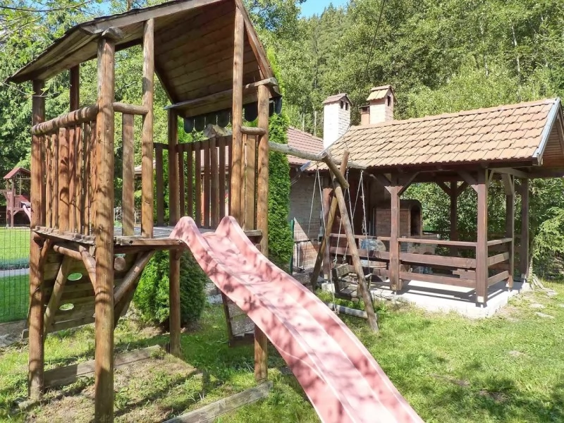 Zetelaki Víztározó Szállás | Üdülőfalu (K0907-6) A kép szerzői jogvédelem alatt állhat. Javasolt a kapcsolatfelvétel a jog tulajdonossal.