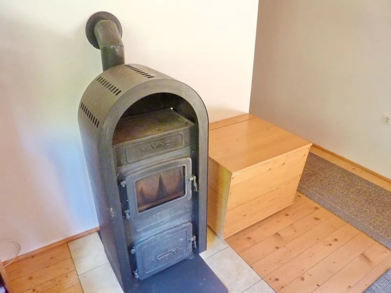 Barajul Zetea Cazare | Sat de vacanță (K0907-15) Imaginea poate fi supusă drepturilor de autor. Se recomandă contactarea titularului drepturilor.