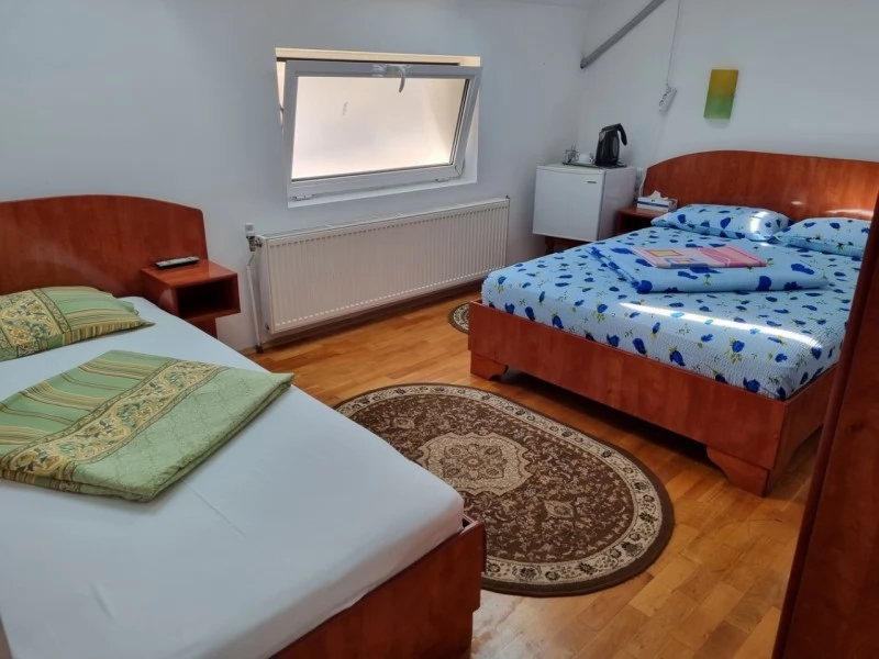 Cazare Sighetu Marmației - Hotel Buti*** | Máramarossziget - Buti Hotel***. Imaginea poate fi supusă drepturilor de autor. Se recomandă contactarea titularului drepturilor.