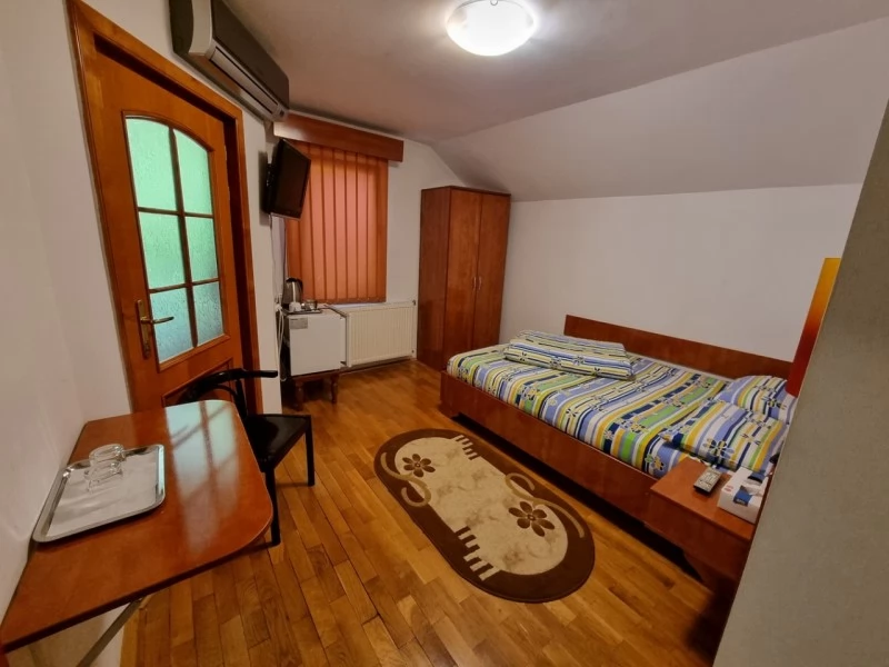 Cazare Sighetu Marmației - Hotel Buti*** | Máramarossziget - Buti Hotel***. Imaginea poate fi supusă drepturilor de autor. Se recomandă contactarea titularului drepturilor.