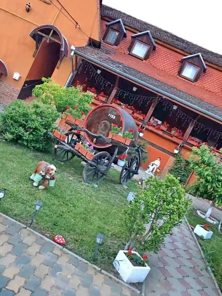 Bazna Cazare | Motel (K1172-5) Imaginea poate fi supusă drepturilor de autor. Se recomandă contactarea titularului drepturilor.